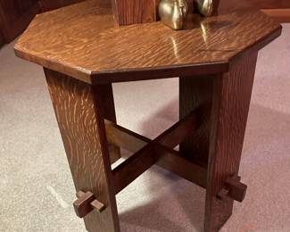 Arts and Crafts Style STICKLEY Era Quarter Sawn Oak Octagon Keyed Side or Tabouret Table