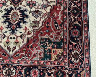 India Handmade Wool Pile Area Rug (8’ x 5’)