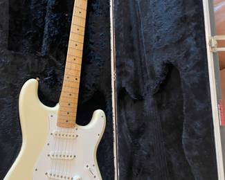 Fender Stratocaster 