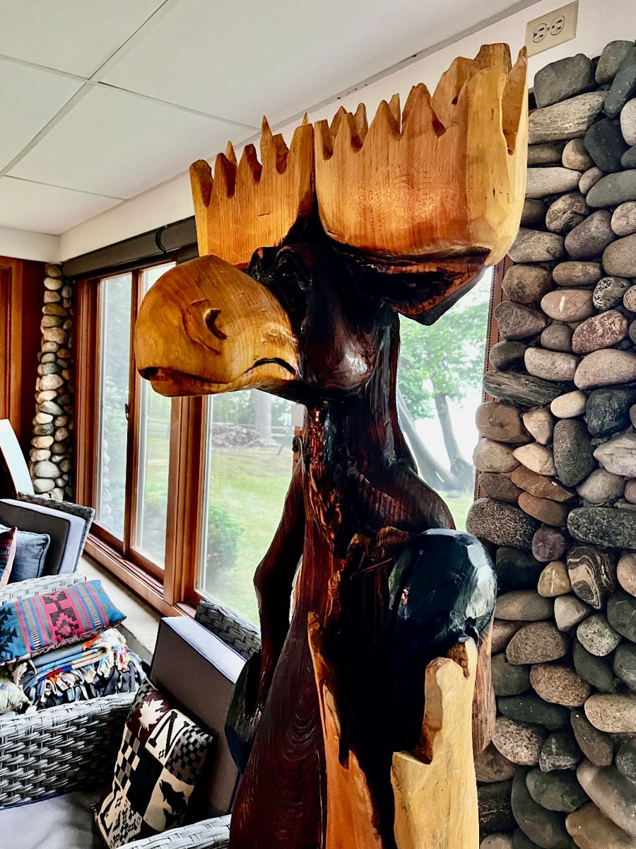 LARGE STANDING WOOD MOOSE TREE CARVING