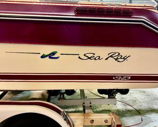 1988 Sea Ray Sorrento 23' open bow boat. Stored inside every winter, winterized and serviced professional every year, great mechanical shape. New Thunderbolt ignition system and new starter. Runs great.  