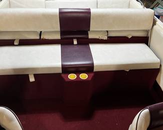 1988 Sea Ray Sorrento 23' open bow boat. Stored inside every winter, winterized and serviced professional every year, great mechanical shape. New Thunderbolt ignition system and new starter. Runs great.  