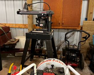 Radial arm saw