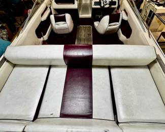 1988 Sea Ray Sorrento 23' open bow boat. Stored inside every winter, winterized and serviced professional every year, great mechanical shape. New Thunderbolt ignition system and new starter. Runs great.  