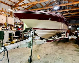 1988 Sea Ray Sorrento 23' open bow boat. Stored inside every winter, winterized and serviced professional every year, great mechanical shape. New Thunderbolt ignition system and new starter. Runs great.  