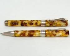 Montegrappa Italy 1912 Harmony Bassano Amber Fountain Pen & Mechanical Pencil Set With Sterling Silver Accents, & 18k Nib
