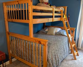 Twin Over full bunk bed
