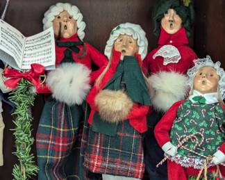 Byers Choice FIgures