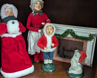 Byers Choice Figures