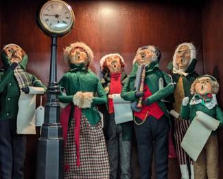 Byers Choice Figures