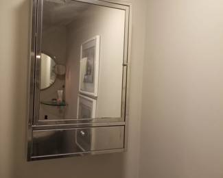 Mirrored medicine cabinet