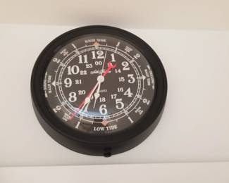 Tide clock