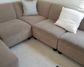 Neutral tone sectional with chaise: component detail