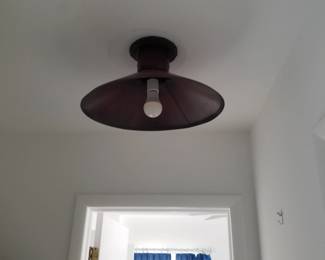 Light fixture