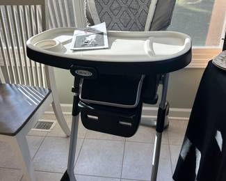 lightly used high chair