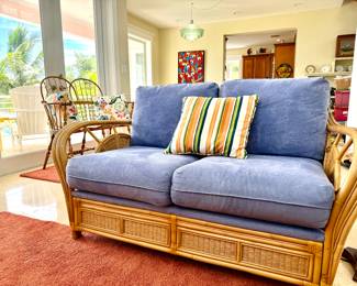 Beautiful Rattan Furniture-like new!