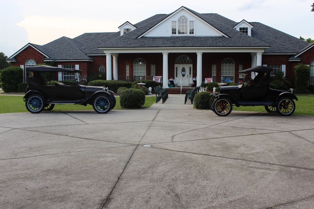 1919 DODGE TOURING CAR & 1921 FORD MODEL T