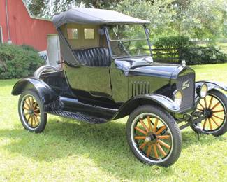 1921 FORD MODEL T  (RUNS LIKE A SEWING MACHINE)