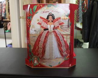 HAPPY HOLIDAYS BARBIE (UNOPENED COLLECTORS EDITION #17832