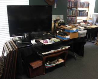 46” SAMSUNG FLAT SCREEN TELEVISION