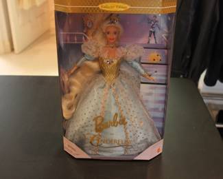 1996 CINDERELLA BARBIE UNOPENED COLLECTORS EDITION #16900
