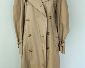 Burberry Trench coat 42L