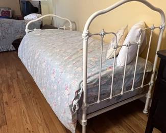 Antique Daybed with Mattress/Boxspring - $85