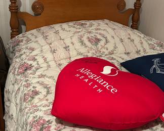 A twin bed with a classic headboard and footboard. Great for a youth or as a spare. 