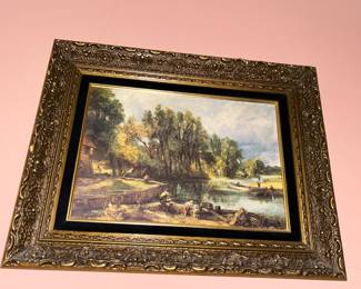 A relaxing scene bound by a wonderful gold frame. 