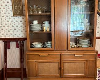Mid Century Modern enthusiasts should check out this china hutch. This piece has been well cares for and is ready for its next chapter in a different home. Notice it has lots of display and storage space. 