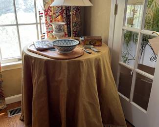 Particleboard Table and tablecloth