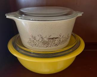 vintage Pyrex - Forest Fancies Mushrooms Casserole dish with lid, Yellow mixing bowl with lid