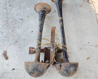 Vintage trumpet horns for car or truck