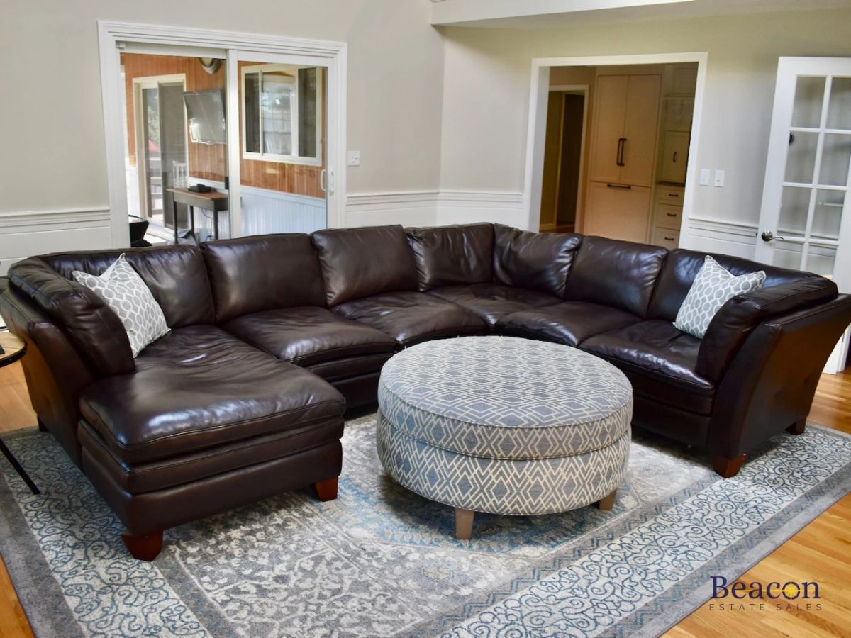 Leather sectional sofa