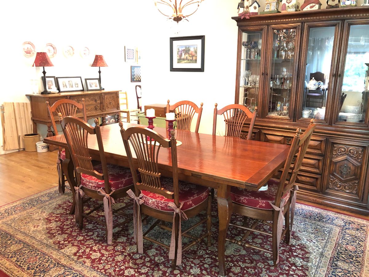 GREENCASTLE ESTATE SALES COUNTRY STUNNER!!! starts on 7/26/2024