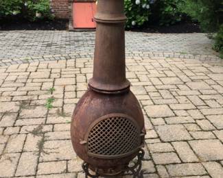 Metal chimenea 