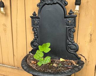 Hanging Plant iron urn