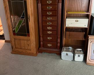 Storage cabinets, jewelry boxes