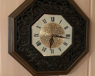 Vintage Syroco wall clock