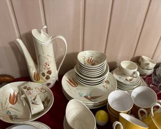 Red Wing Dinner Ware