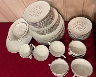 MCM Royal Jackson Parisienne China set