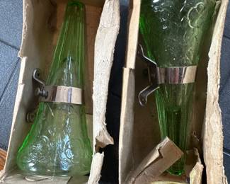 Ford Model T bud vases 1908-1927