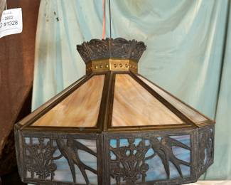 Antique pendant light in good working order