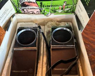 Vintage Clarion Transceiver 6 walkie talkies in original box