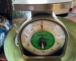 Pelouze kitchen scale