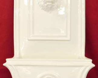 203 - Ceramic Lion Wall Planter 22x12x6
