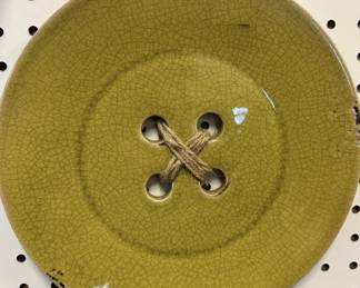 18 - Mercana Ceramic Wall Button 11"
