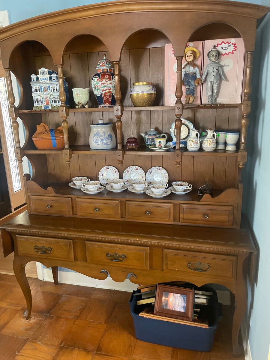 Hutch $150 
Collectibles all separately priced 
