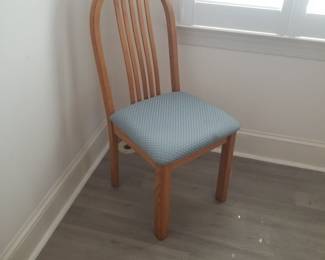 Dining chair