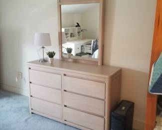 Queen bedroom suite: dresser with mirror